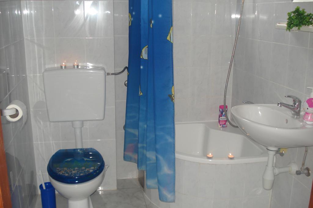 Sea View Apartment โตรกีร์ ภายนอก รูปภาพ
