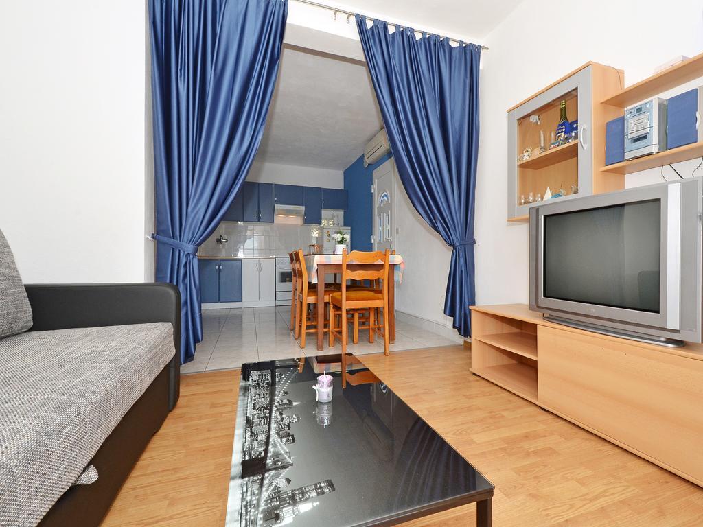 Sea View Apartment โตรกีร์ ภายนอก รูปภาพ